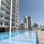 Infinitum - Spectacular Sea View 25Th Floor Apt