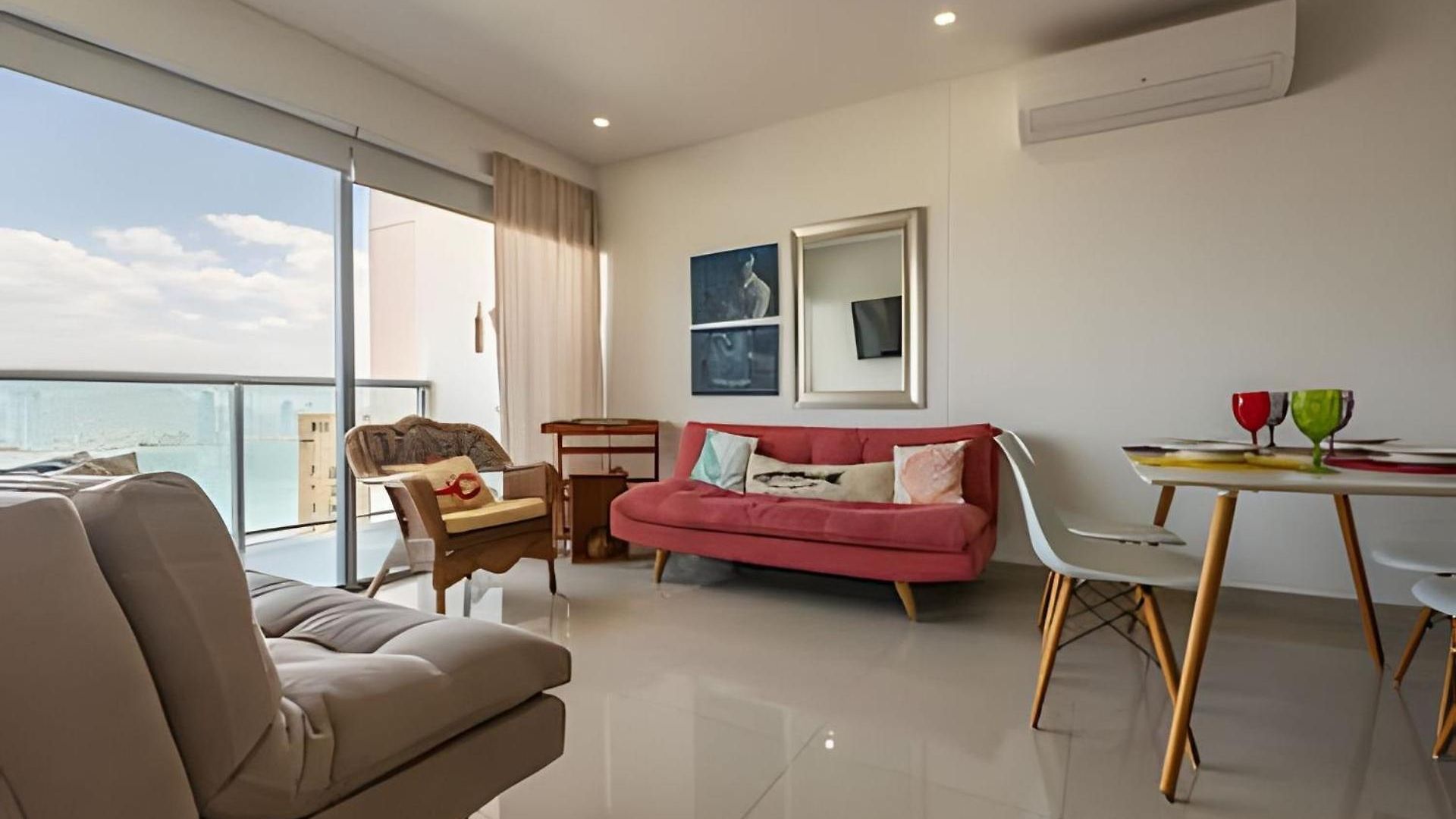 Infinitum - Spectacular Sea View 25th Floor *