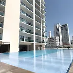 Infinitum - Spectacular Sea View 25Th Floor Apt