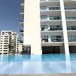 Infinitum - Spectacular Sea View 25Th Floor Apt